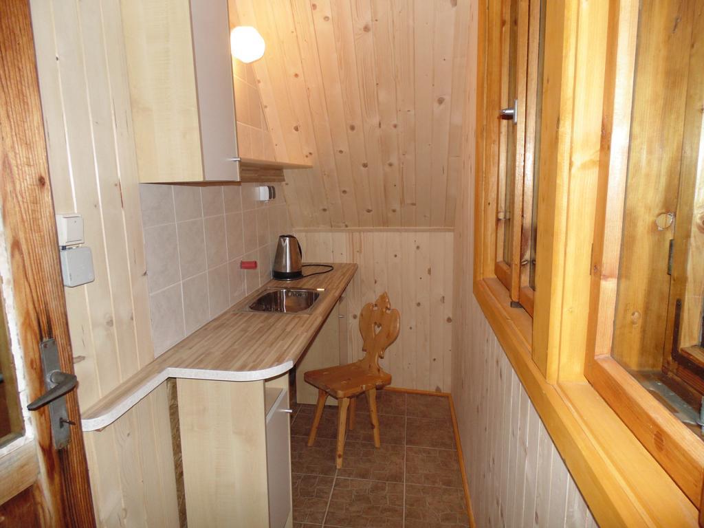Pokoje Goscinne Koscielisko Az Somatic Exterior foto